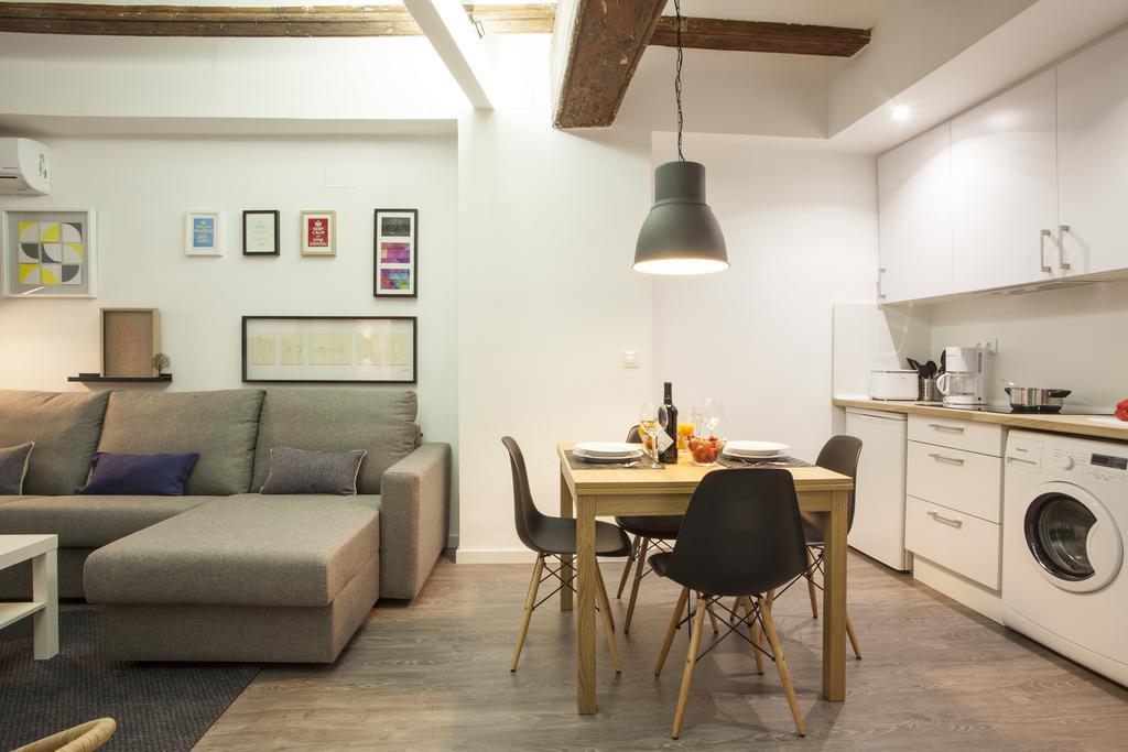 Singularstays Mercado Central Valencia Room photo