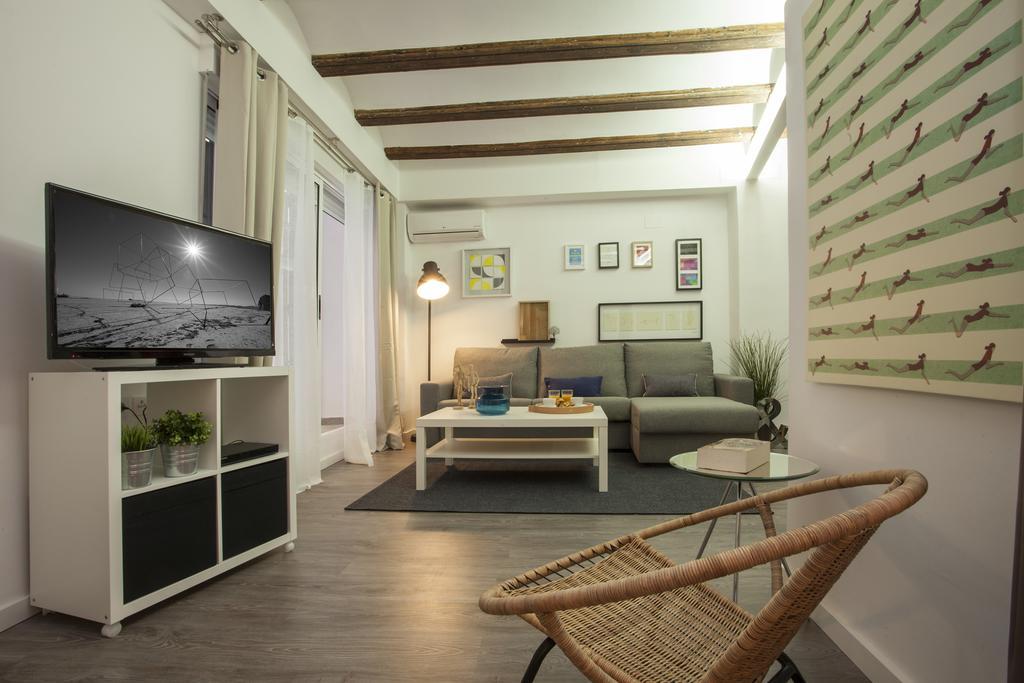 Singularstays Mercado Central Valencia Room photo